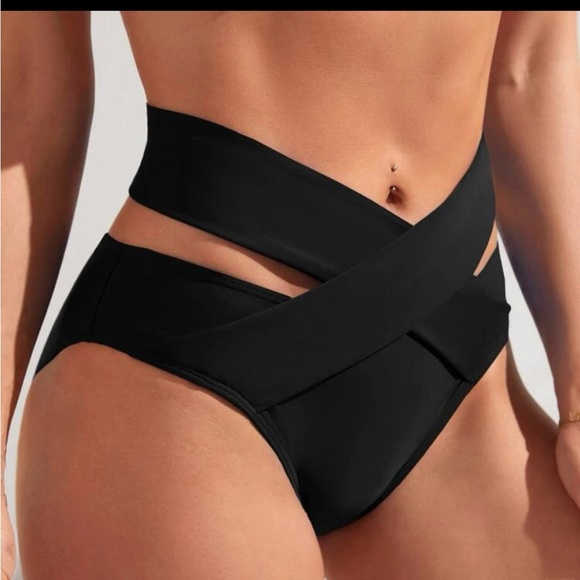 NEW Shein Bikini Bottoms - Picture 4 of 13